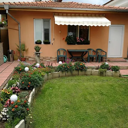 公寓 Stonel 大特尔诺沃